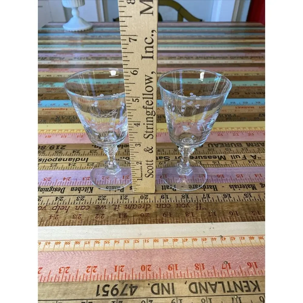 Vintage Etched Harp Design Crystal Wine Glass Stemmed Set of 2 Mid Century 5